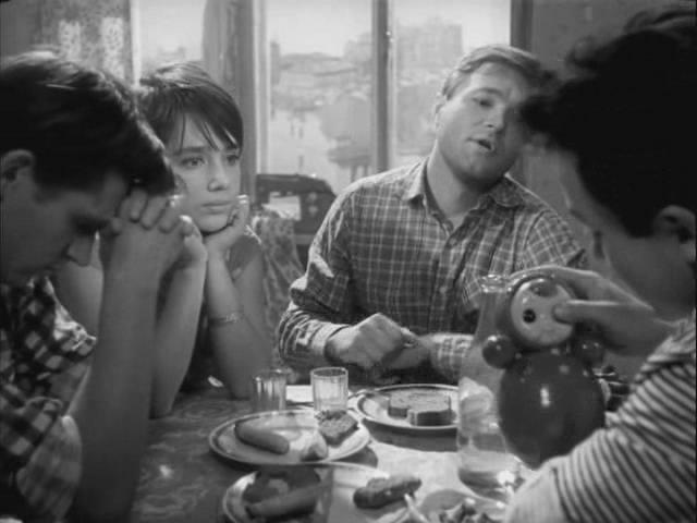 Кадр из фильма Мне двадцать лет (1964)