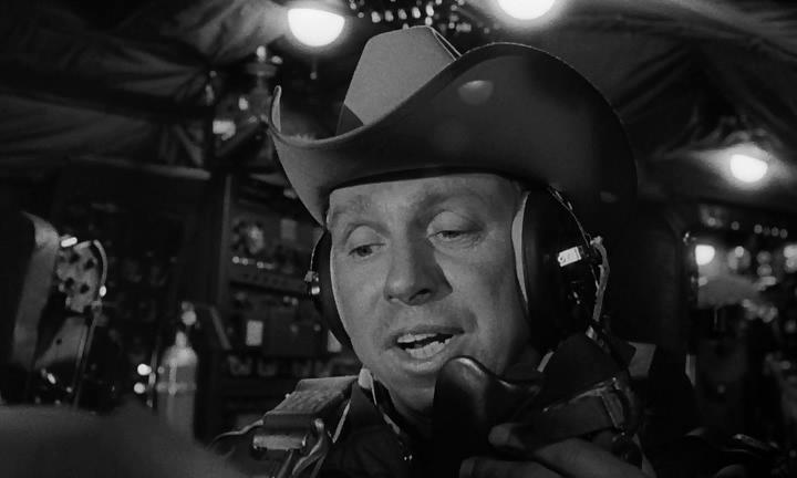 Кадр из фильма Доктор Стрейнджлав, или Как я научился не волноваться и полюбил атомную бомбу / Dr. Strangelove or: How I Learned to Stop Worrying and Love the Bomb (1964)