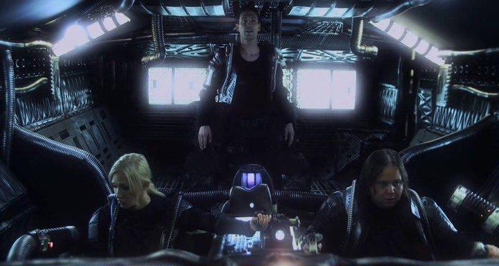 Кадр из фильма Звездный крейсер: Восстание / Starship: Rising (2014)