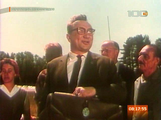 Кадр из фильма Укротители велосипедов (1964)