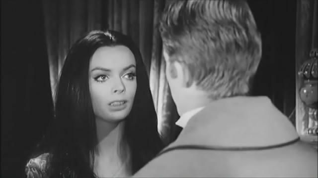 Кадр из фильма Замок крови / Danza macabra (1964)