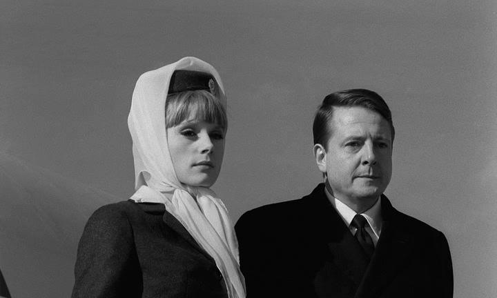 Кадр из фильма Нежная кожа / La peau douce (1964)