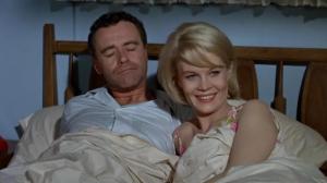 Кадры из фильма Хороший сосед Сэм / Good Neighbor Sam (1964)