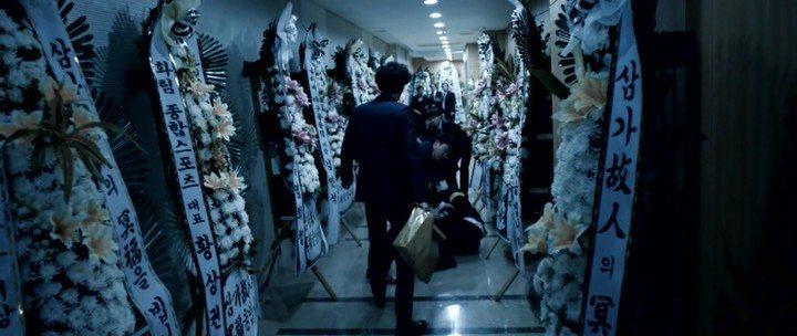 Кадр из фильма Для императора / Hwangjereul Wihayeo (2014)