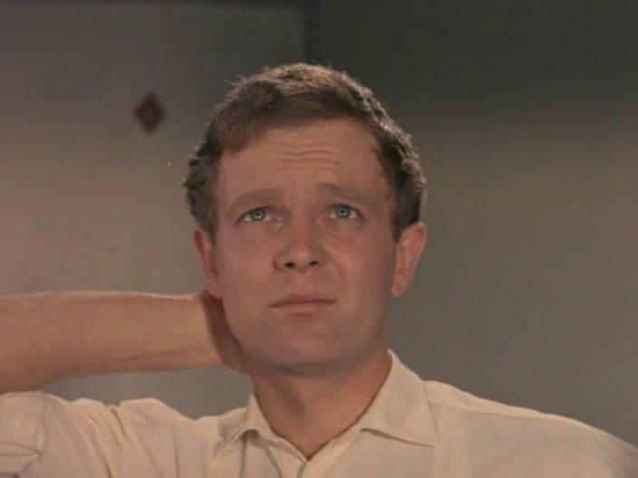 Кадр из фильма Месяц май (1965)
