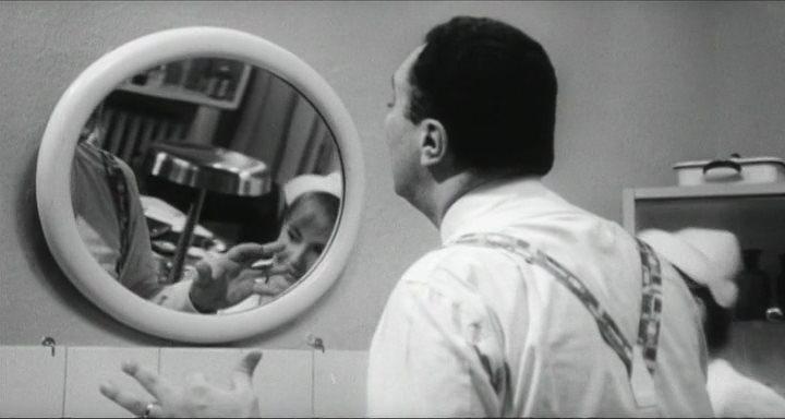 Кадр из фильма Дамы и господа / Signore & signori (1965)