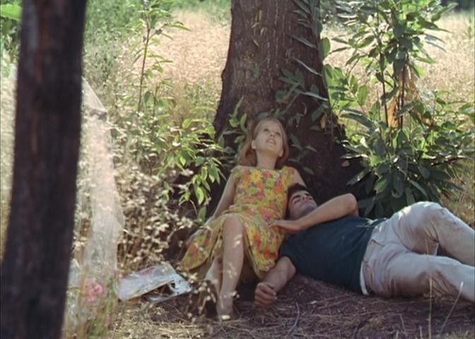 Кадр из фильма Счастье / Le Bonheur (1965)