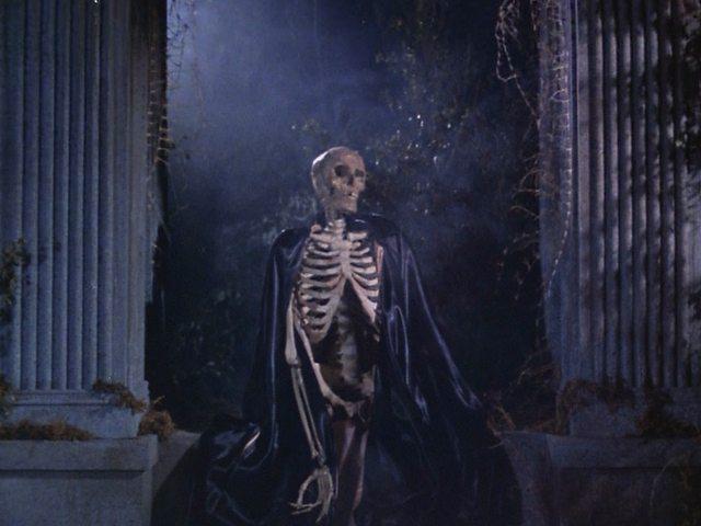 Кадр из фильма Оргия мертвецов / Orgy of the Dead (1965)