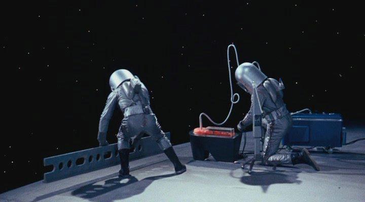 Кадр из фильма Дикая-дикая планета / I criminali della galassia (1965)