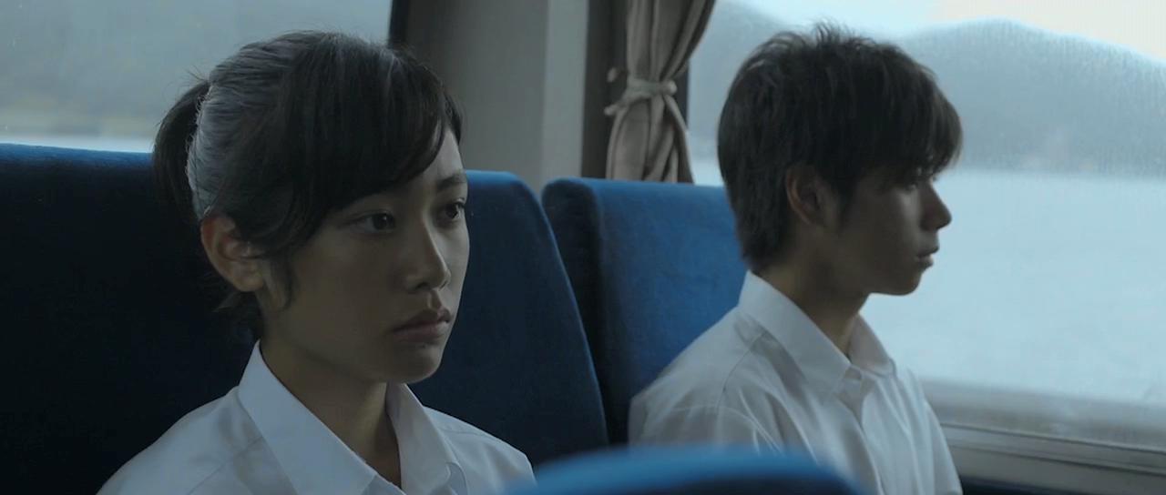 Кадр из фильма Тихая вода / Futatsume no mado (2014)