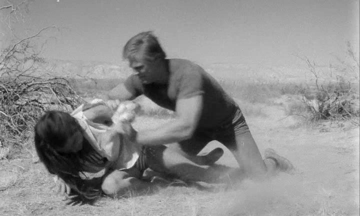 Кадр из фильма Быстрее, кошечка! Убей, убей! / Faster, Pussycat! Kill! Kill! (1965)