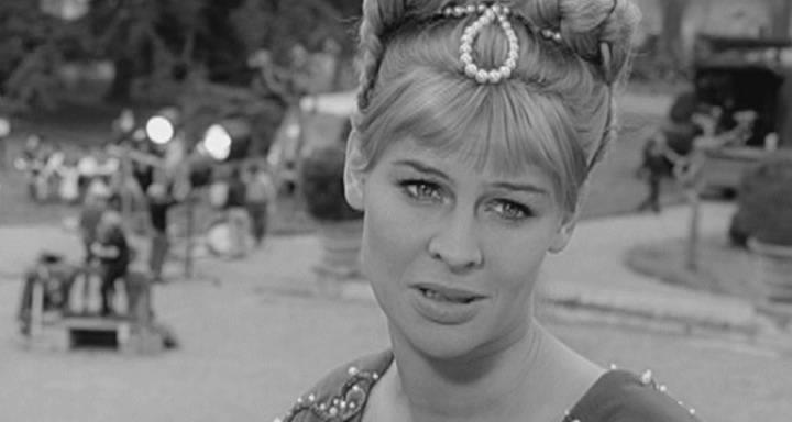 Кадр из фильма Дорогая / Darling (1965)
