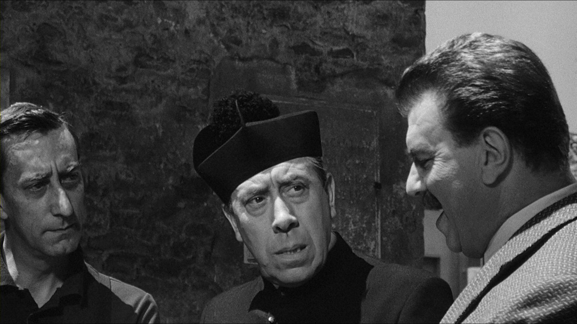 Кадр из фильма Товарищ Дон Камилло / Il Compagno Don Camillo (1965)