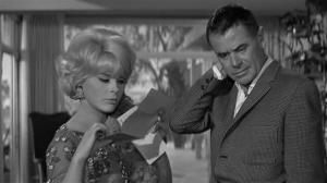 Кадры из фильма Денежная ловушка / The Money Trap (1965)