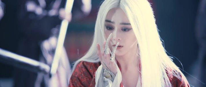 Кадр из фильма Белокурая невеста из Лунного Королевства / The White Haired Witch of Lunar Kingdom (2014)