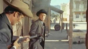 Кадры из фильма В тени Кольта / All'ombra di una colt (1965)