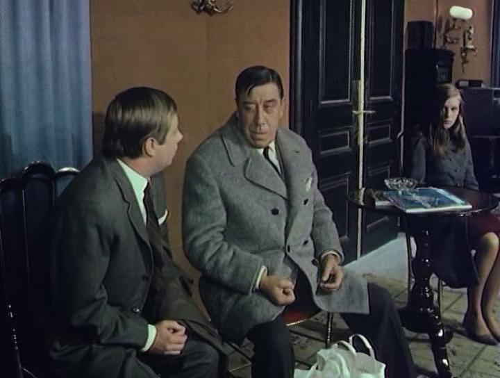 Кадр из фильма Кошелёк или жизнь / La bourse et la vie (1966)