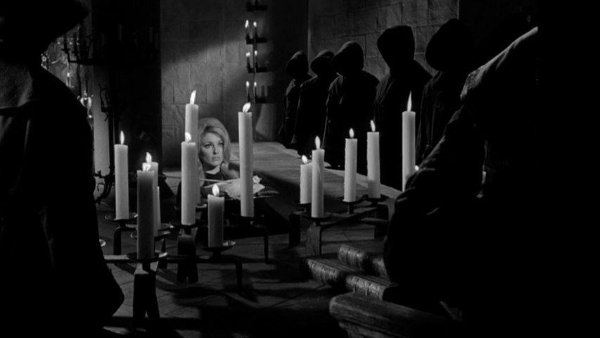 Кадр из фильма Глаз дьявола / Eye of the Devil (1966)