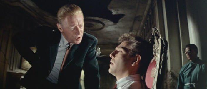 Кадр из фильма Меморандум Квиллера / The Quiller Memorandum (1966)
