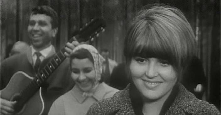 Кадр из фильма Долгая счастливая жизнь (1966)