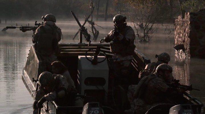 Кадр из фильма Команда восемь: В тылу врага / Seal Team Eight: Behind Enemy Lines (2014)