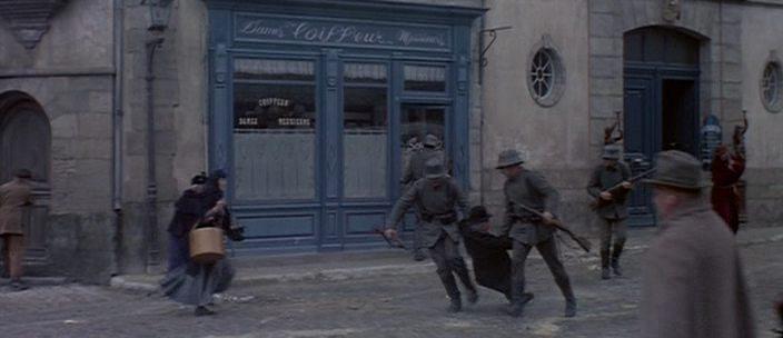 Кадр из фильма Червовый король / Le roi de coeur (1966)