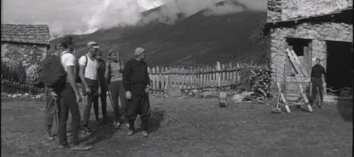 Кадр из фильма Вертикаль (1967)