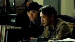 Кадры из фильма Реклама: Опасные слухи / Jji-ra-si: Wi-heom-han So-moon (2014)