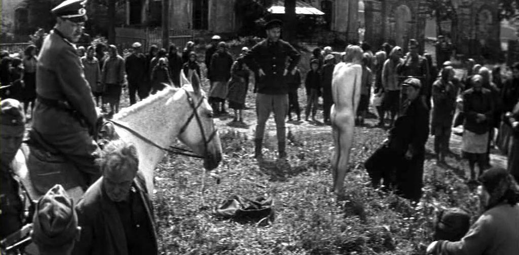 Кадр из фильма Бабье царство (1967)