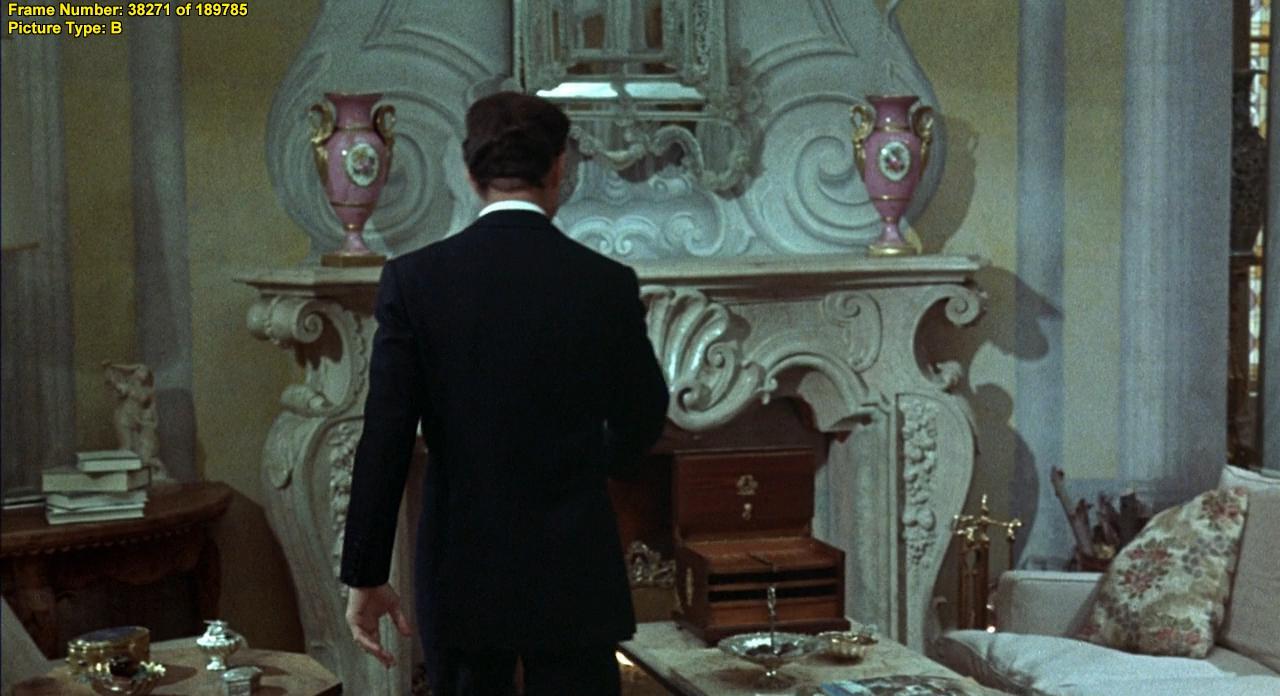 Кадр из фильма Горшок меда / The Honey Pot (1967)