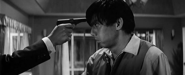 Кадр из фильма Рожденный убивать / Koroshi no rakuin (1967)