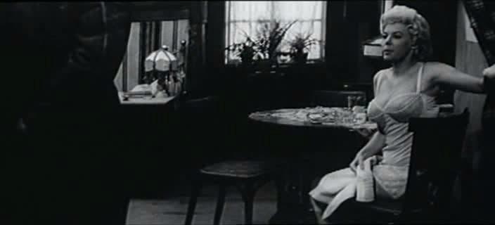 Кадр из фильма Преступник оставляет след / Morderca zostawia slad (1967)