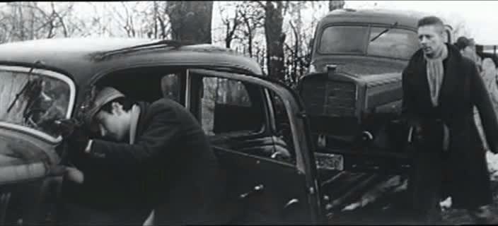 Кадр из фильма Преступник оставляет след / Morderca zostawia slad (1967)