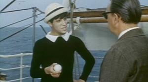 Кадры из фильма Попутного ветра, "Синяя птица"! / Dobar vetar 'Plava ptico'! (1967)