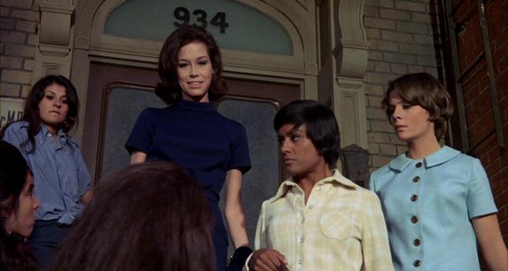 Кадр из фильма Перемени обличие / 1968. Tunnel Rats (1968)