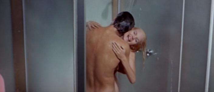 Кадр из фильма Нежные руки Деборы / Il dolce corpo di Deborah (1968)