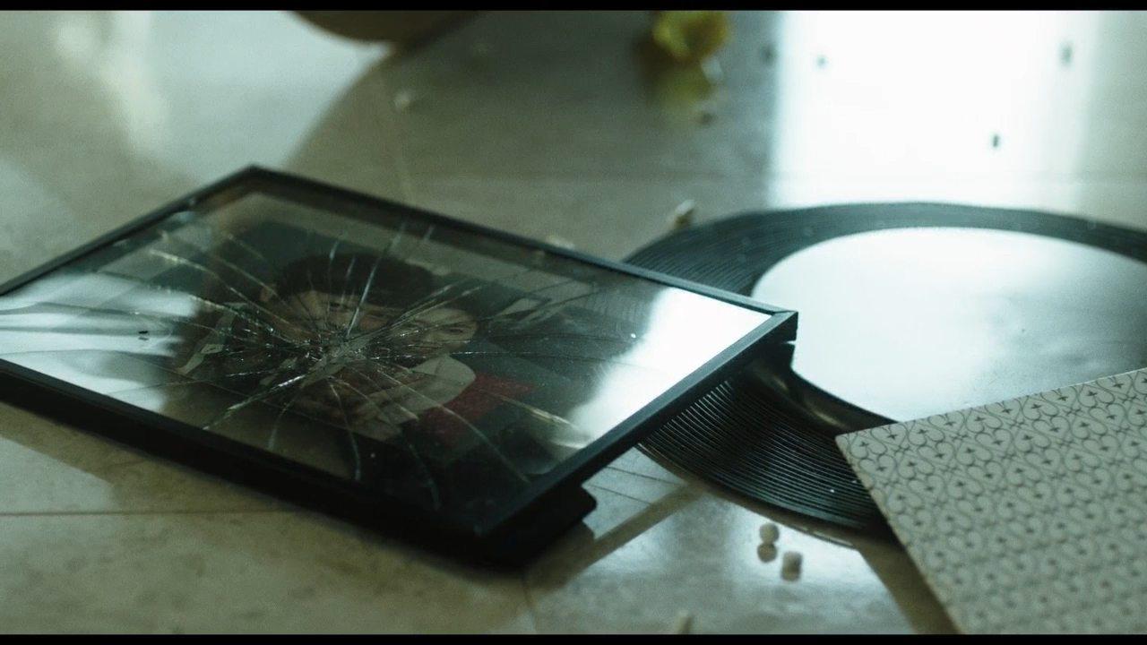 Кадр из фильма 11 часов / 11 A.M. (2013)