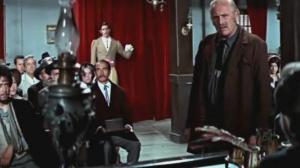 Кадры из фильма Она по прежнему зовёт его сыном... / El Zorro justiciero (1969)