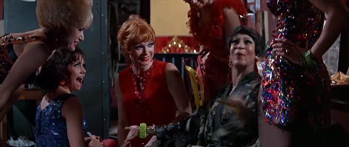 Кадр из фильма Милая Чарити / Sweet Charity (1969)