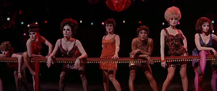 Кадр из фильма Милая Чарити / Sweet Charity (1969)