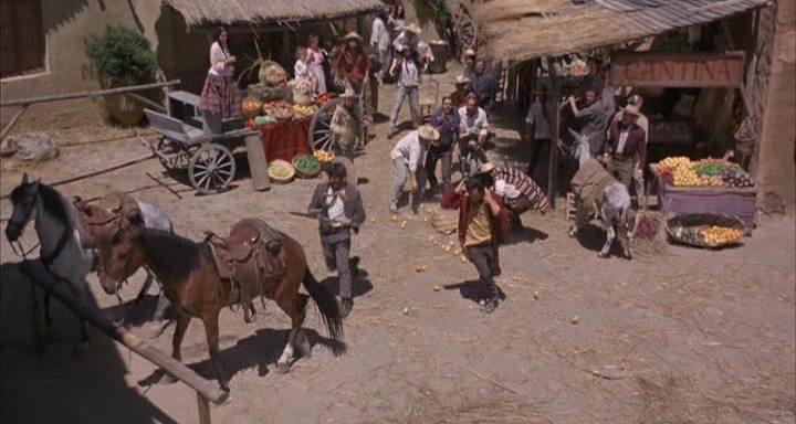 Кадр из фильма Захватчики земли / Land Raiders (1969)
