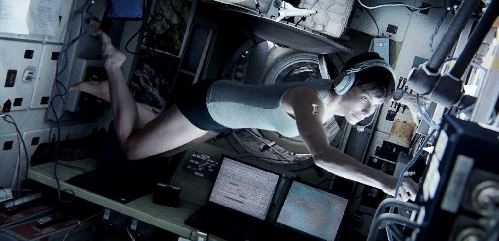 Кадр из фильма Гравитация / Gravity (2013)