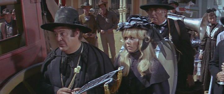 Кадр из фильма Большое ограбление банка / The Great Bank Robbery (1969)