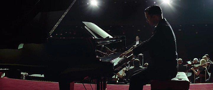 Кадр из фильма Торжественный финал / Grand Piano (2013)