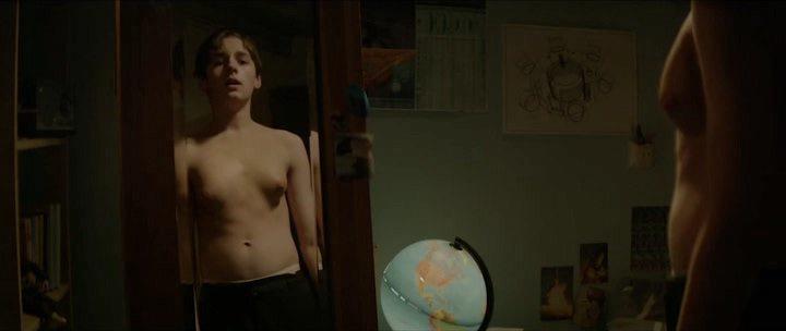 Кадр из фильма Сиськи / Tits (2013)