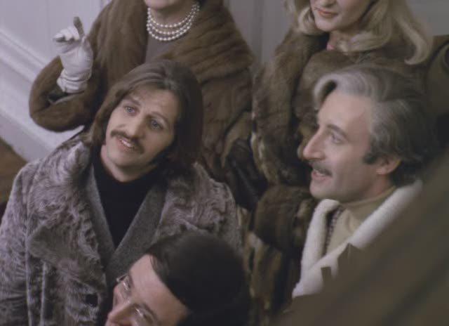 Кадр из фильма Чудо-христианин / Wonder (1969)