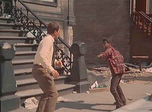 Кадр из фильма Крест и нож / The Cross and the Switchblade (1970)
