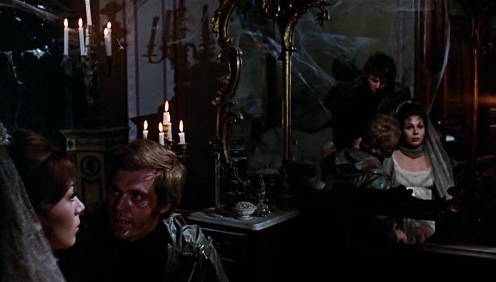 Кадр из фильма Дом темных теней / House of Dark Shadows (1970)