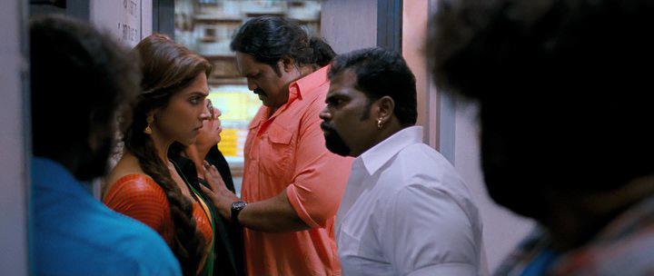 Кадр из фильма Ченнайский экспресс / Chennai Express (2013)