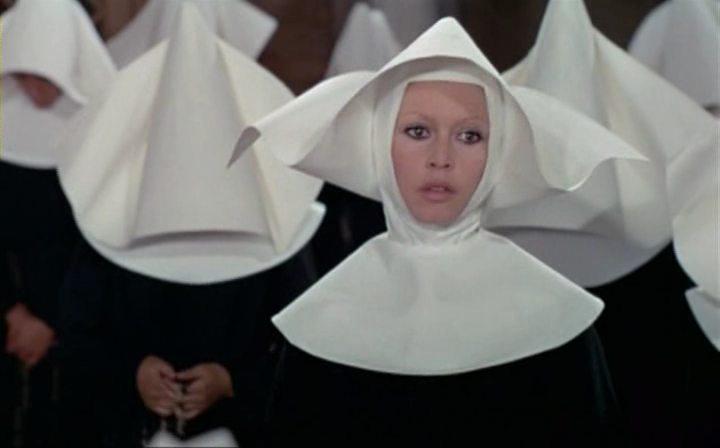 Кадр из фильма Послушницы / Les novices (1970)